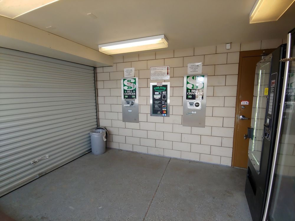 Lotus Car Wash: 5155 Austin Bluffs Pkwy, Colorado Springs, CO 80918